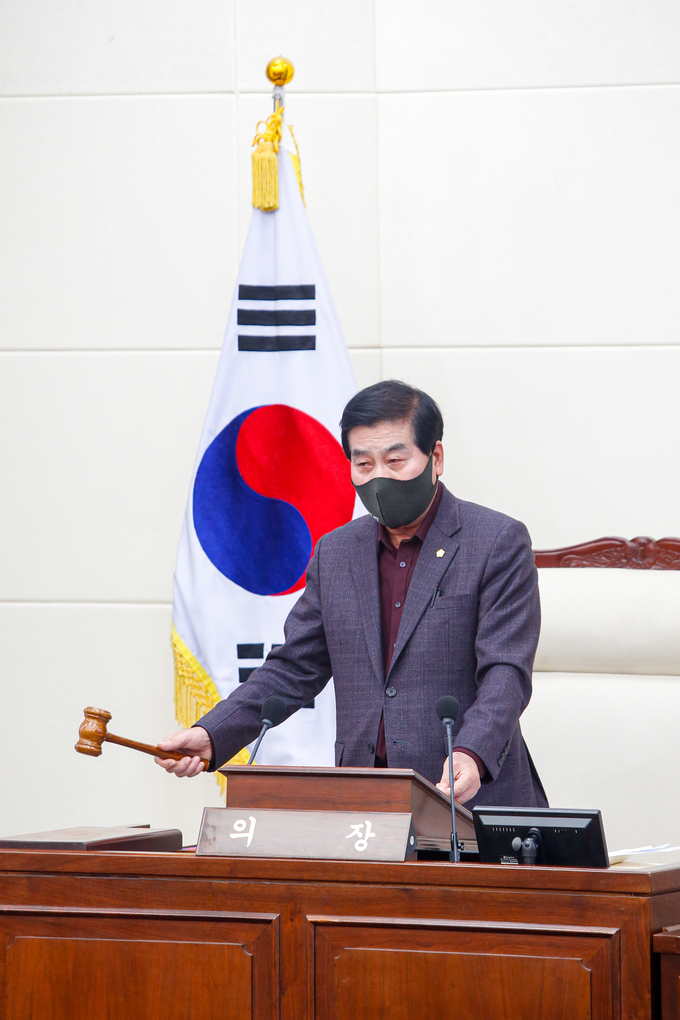 안주찬 의장