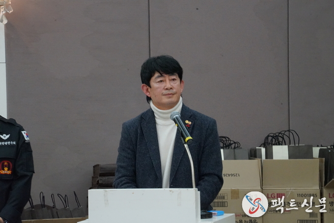 4년간 열정적으로 헌신하고 물러나는 김학봉 사무국장
