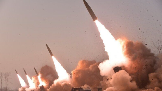 [칼럼] 북한의 탄도미사일 발사 앞에서도 흐려지는 안보 의식, 체제를 인정하자는듯한 정부의 위험한 착각