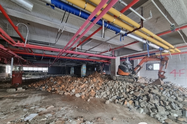 [고발] "2명이나 암에 걸리고, 인건비 처리위해 보험 해약까지".. 구미 옥계 공사현장 10억대 체불, 발주처 '갑질'에 무너진 삶